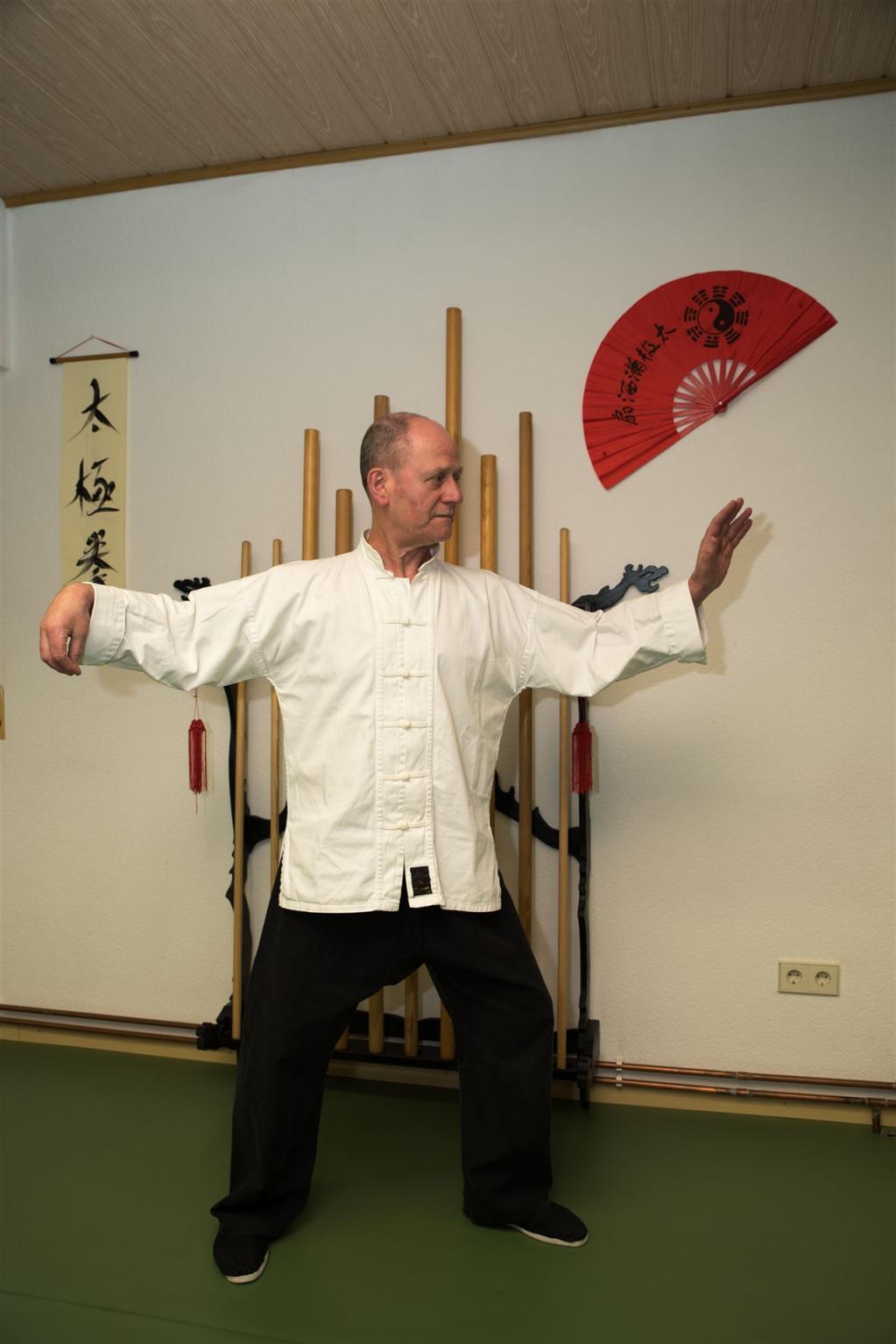 Trainer Ingo J. Ellerhold - Taiji Grundfigur "Die Peitsche"